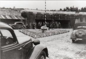 Ligne Maginot - SCHOENENBOURG - (Ouvrage d'artillerie) - L'entrée des hommes après l'armistice